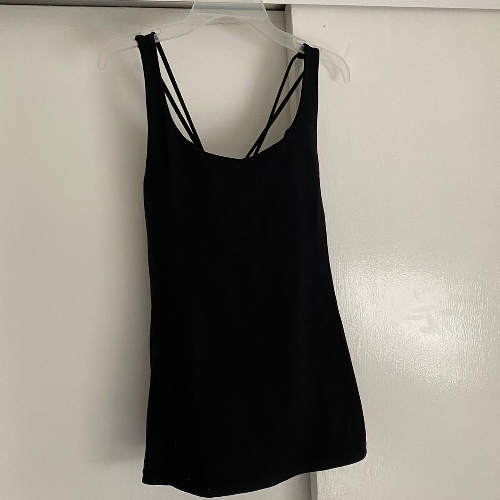 Lululemon black tank top